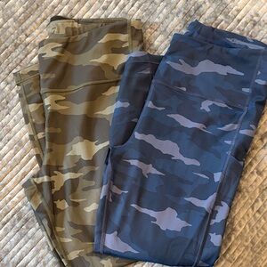 Athleta Navy Camo Stash Pocket Capri & Green Camo 7/8 Tights - Medium